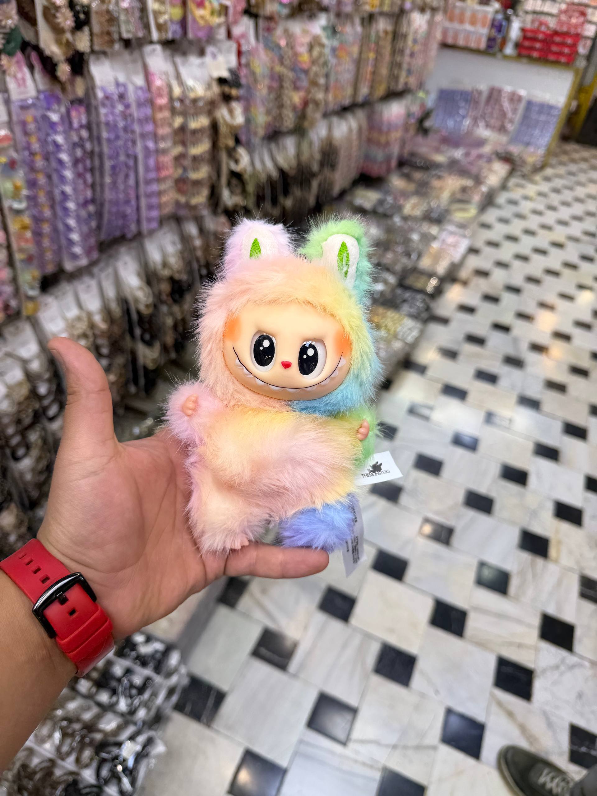 لبوبو انرژی طرح رنگبن کمان پاپ مارت